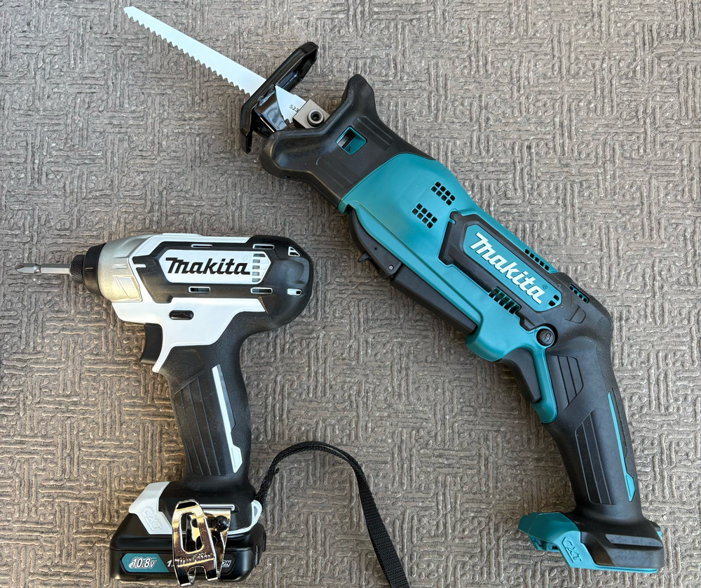 makitaのインパクトとノコギリ